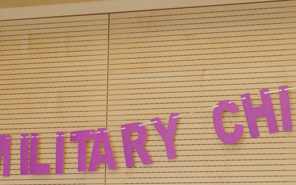 Stuttgart High School Celebrates Month of the Military Child