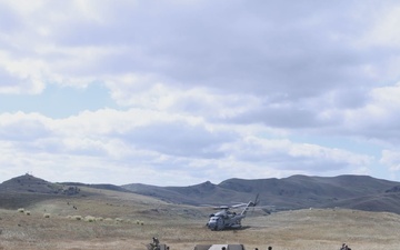 1st DSB and HMH-465 Marines conduct HST operations
