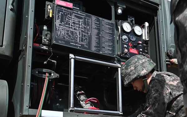 U.S. &amp; ROKAF fuel F-16s during Freedom Flag 26-1