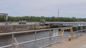 Navigation B-roll package at Lock and Dam 7