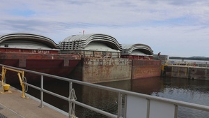 B-roll at the Lock and Dam 7 open house
