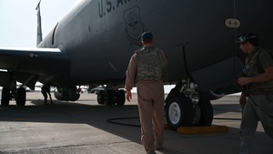 Air Force refuels Navy P-8
