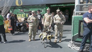 Oregon National Guard salutes service at University of Oregon Spring football game