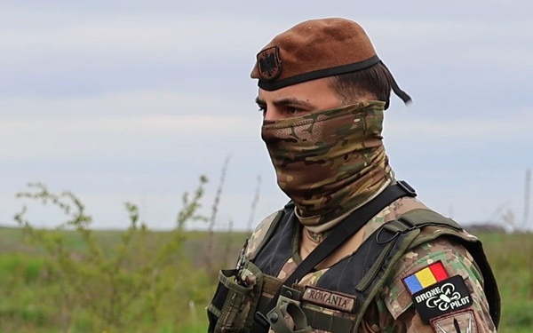 Romanian troops train in counter-drone defence