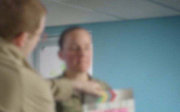 What opportunities exist for physical therapists in Navy Medicine?