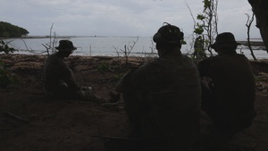 U.S. military and Panamanian partners conduct jungle survival training in Panama