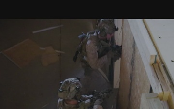 24th MEU MRF Conduct Advanced Close-Quarters Tactics Course