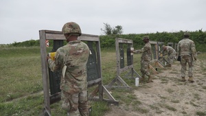 Fort Hood Soldiers Conduct M4A1 Qualifications