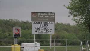 Brandon Road Lock and Dam 4k b-roll