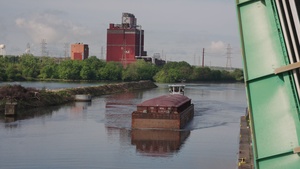 Brandon Road Lock and Dam 4k b-roll