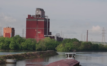 Brandon Road Lock and Dam 4k b-roll