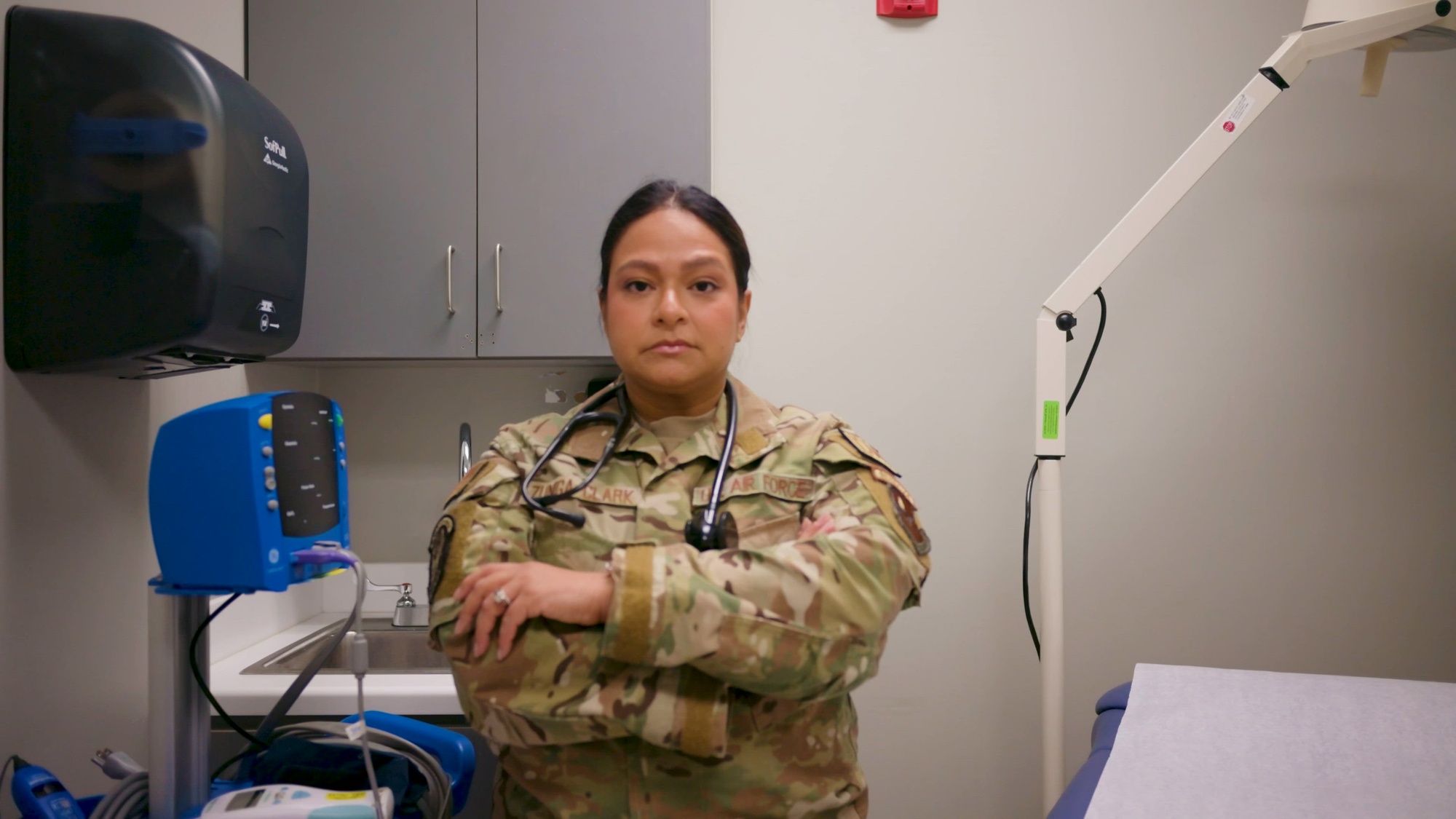 Air Force Independent Duty Medical Technicians (IDMTs) are highly trained, enlisted medical professionals (AFSC 4N0X1) authorized to provide medical care independently in remote, deployed, or isolated locations without a physician present. They function as "jacks-of-all-trades," combining roles of medics, dental technicians, public health officers, and laboratory technicians.