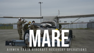 CDDAR Airmen train aircraft recovery capabilities at Yokota