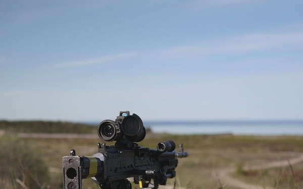 U.S. Marines demonstrate machine gun lethality on Swedish range