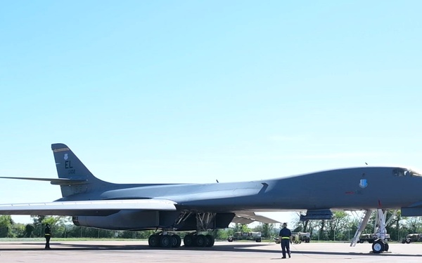 Airmen launch B-1B Lancer for conditioning flights