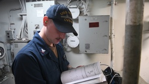 Sailors Conduct Vibration Analysis
