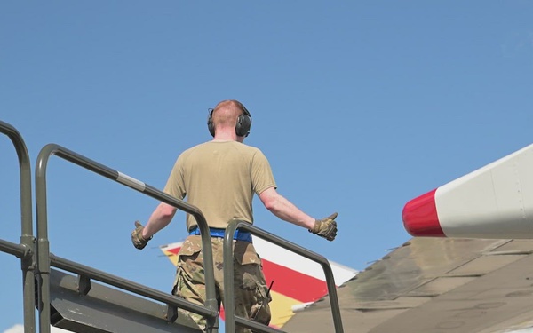 721st APS Air Terminal Operations Center flight