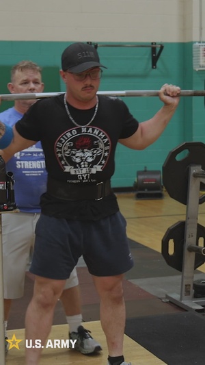 Dogface Soldiers participates in weightlifting competition