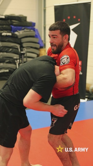 U.S. Army, Estonian Land Forces learn mixed martial arts from MMA Frontline Fighters