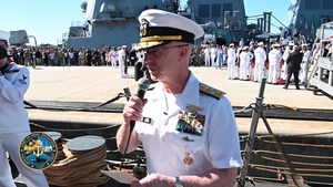 CNO welcomes home Ford carrier strike group