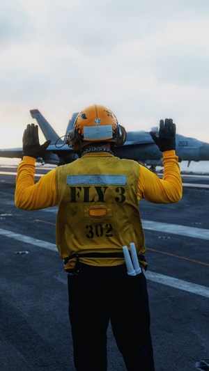 U.S. Navy Sailors conduct flight operations aboard USS George H.W. Bush (CVN 77)