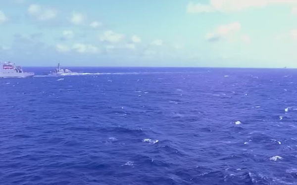 USS Tripoli Vertical Replenishment