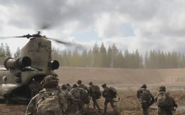 4-70AR air assault STX in Finland
