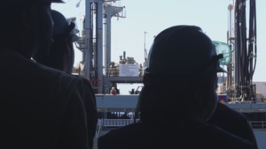 USS Abraham Lincoln (CVN 72) Conducts a Replenishment-at-Sea