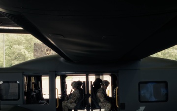 Secretary of War observes MV-75 Cheyenne during Fort Campbell visit
