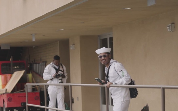B-Roll: Service Members visit Elks Lodge