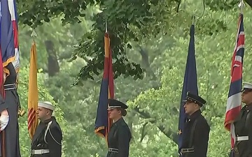 Trump, Hegseth Attend Memorial Day Observance
