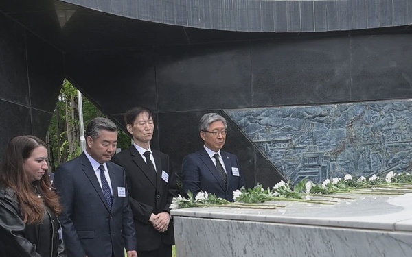 R.O.K. AND U.S. JOINT MEMORIAL DAY CEREMONY