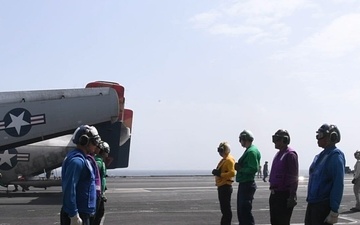 Nimitz Hosts Grenada Government and Military Leaders