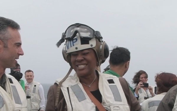 Trinidad and Tobago Government and Military Leaders Visit Nimitz