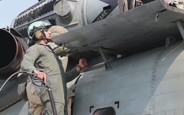 MWSS-174 decontaminate aircraft
