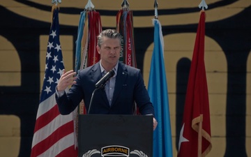 SW Hegseth Presents Purple Hearts at Fort Campbell