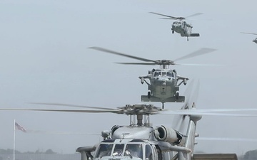 HSC-26 Sailors Reunite with Families