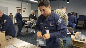U.S. Navy Sailors Volunteer at Portland Union Gospel Mission