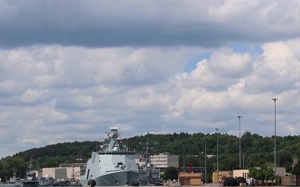 HDMS Absalon (F341) Departs Port of Gdynia for Exercise BALTOPS 2026