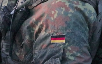 German Officer train with Montana National Guard