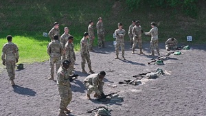 HHB, MDC-E USAG-Wiesbaden Complete M4 Carbine Qualification