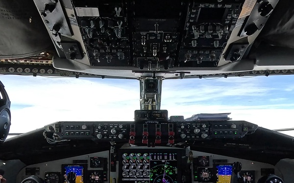 B-roll video of B-52 refueling