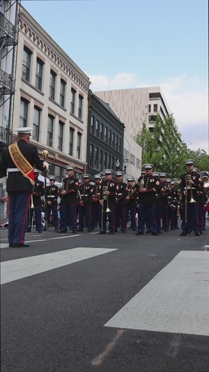 1st MARDIV Band performs at the Portland Rose Festival