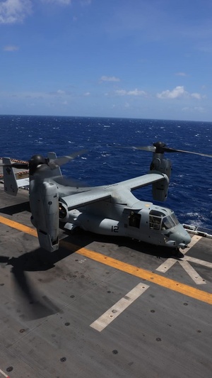 USS Iwo Jima (LHD 7) conducts flight operations
