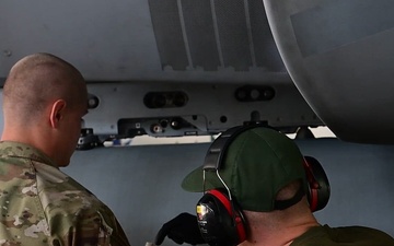 Finnish Air Force give 493rd FGS Airmen tour of F/A-18 Hornet B-Roll