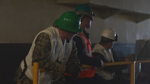 15th Marine Expeditionary Unit Conducts In-stream Onload  Aboard USS Essex