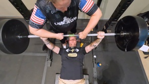 Retired Army Maj. Jonathan Turnbull Powerlifting at 2026 Warrior Games