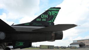 121 ARW maintainers launch F-16