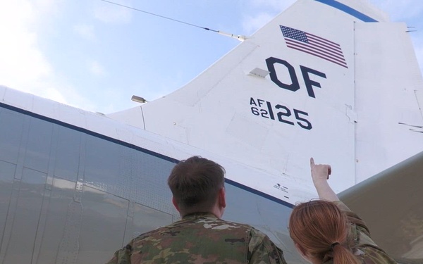 Preparing and launching an RC-135 Rivet Joint