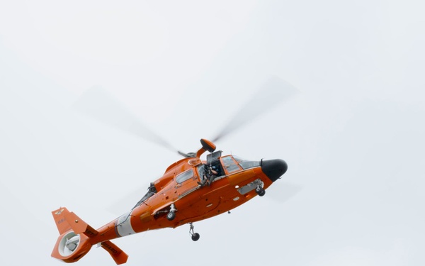 Coast Guard Air Station Barbers Point conducts urban search and rescue training